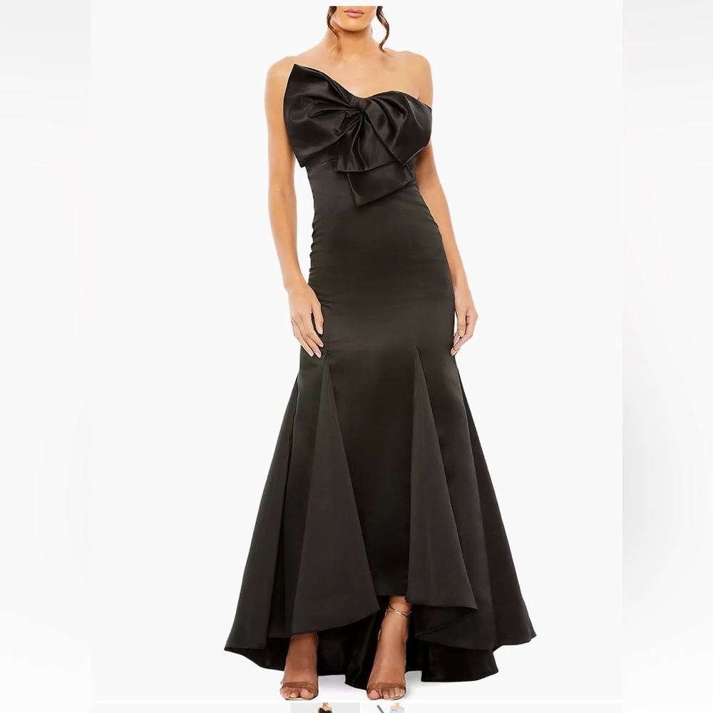 Black Mac Duggal satin strapless bow mermaid gown